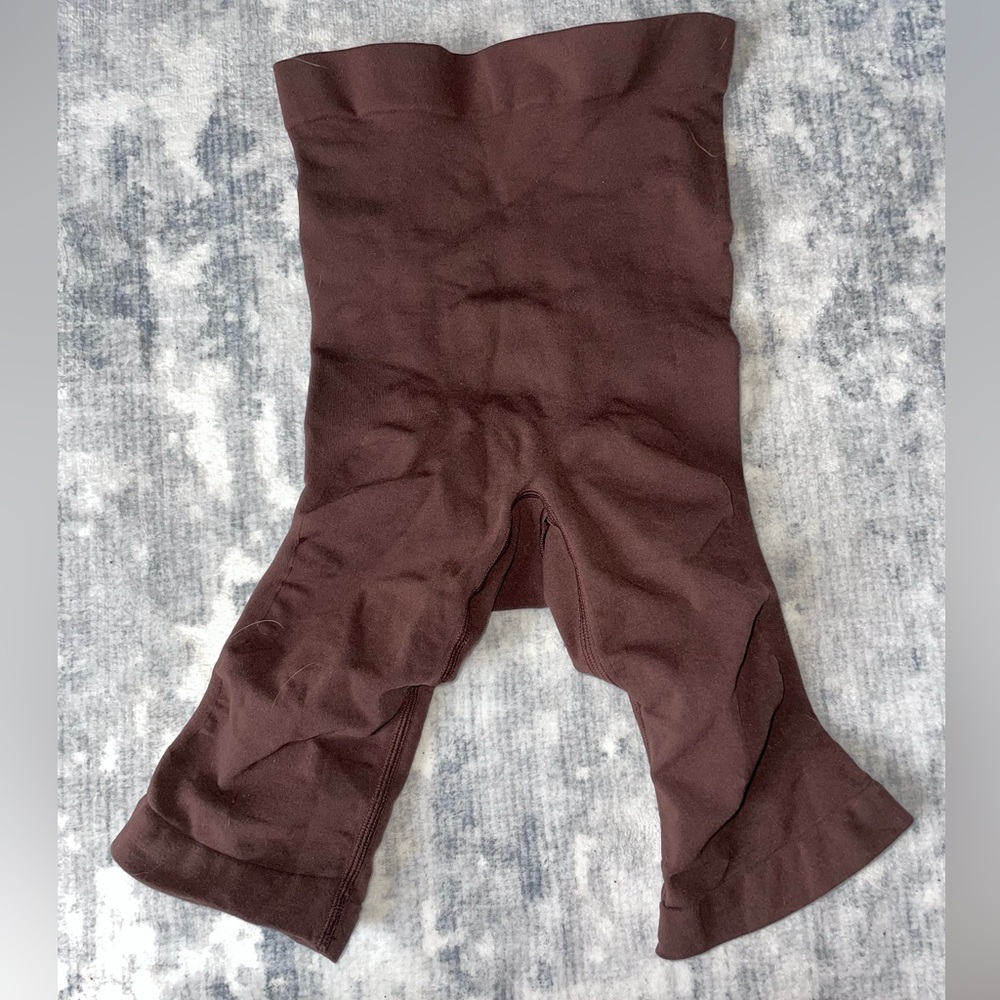 SKIMS Shape-wear